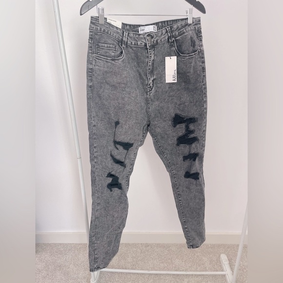 refuge Denim - Refuge Jeans Size 15 Women’s acid wash black High Rise Pants Denim Distressed